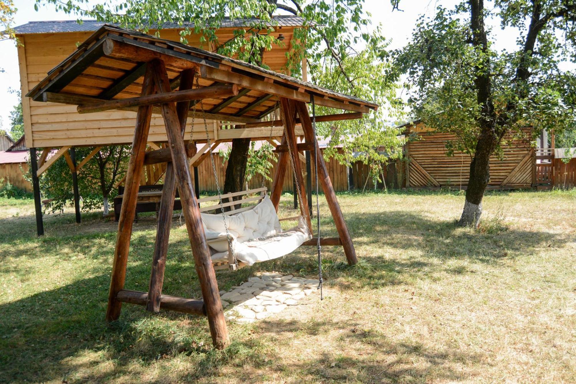 Casa Humulesti, Fii Vecinul Lui Ion Creanga Villa Târgu Neamț Buitenkant foto